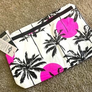 Aloha Collection Splash-proof travel pouch. Limited edition.